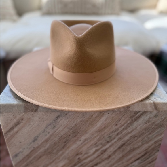 Lack Of Color Teak Rancher - Picture 3 of 5